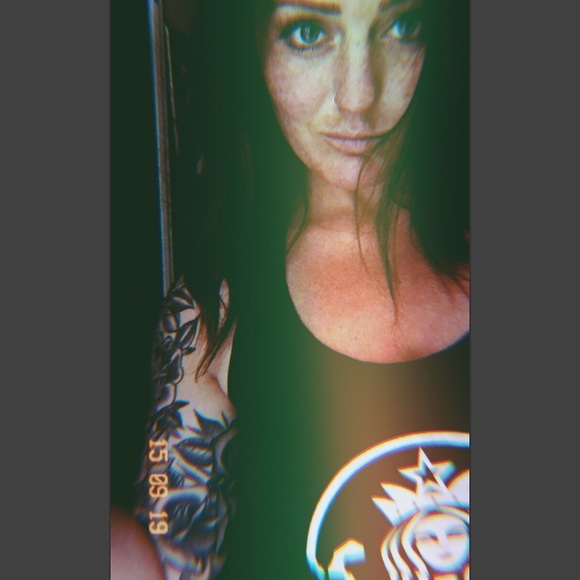 Meet your Posher, Holly - Picture 3 of 3